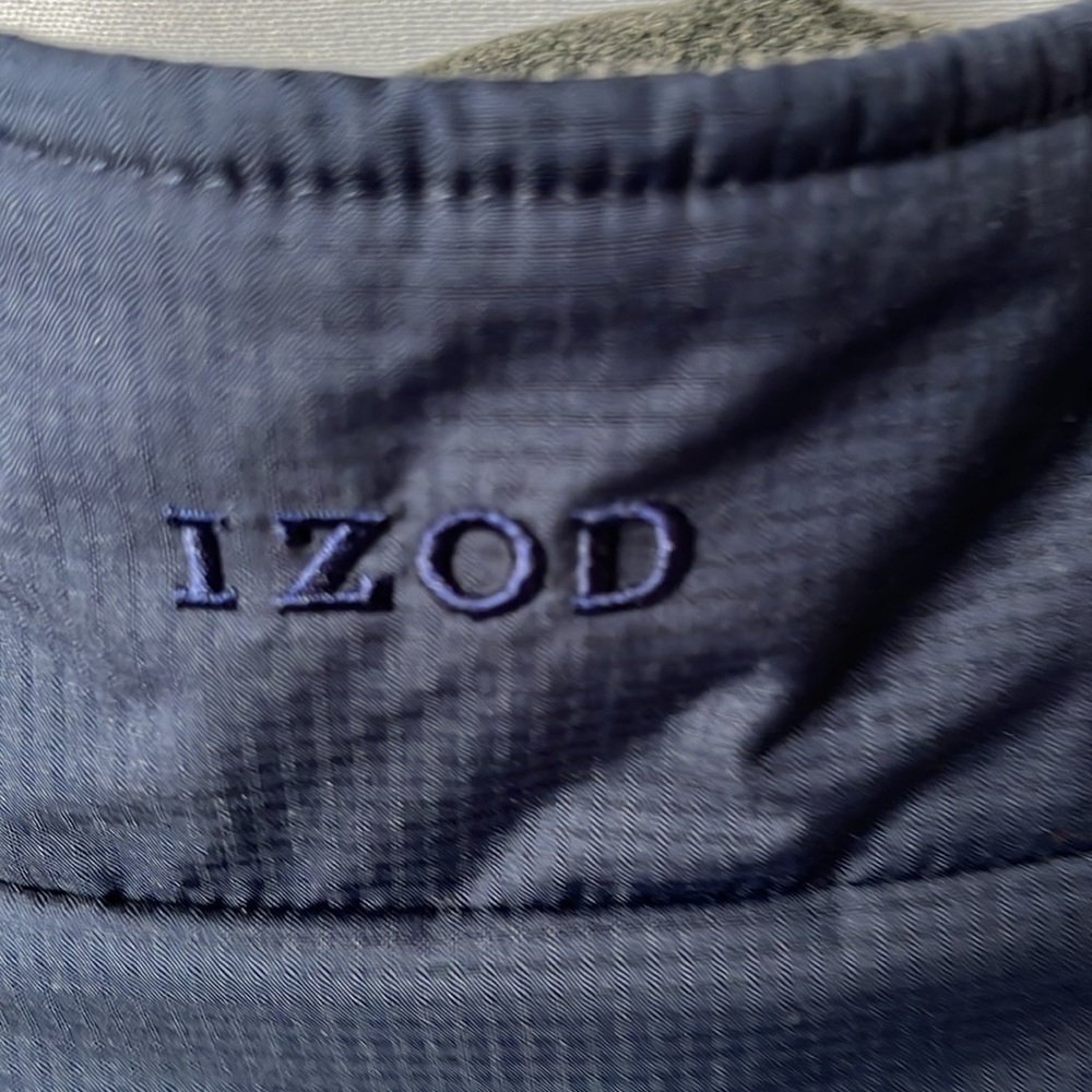 IZOD  Reversible Vest - Picture 10 of 11